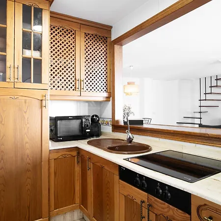 Duplex Centrico En *