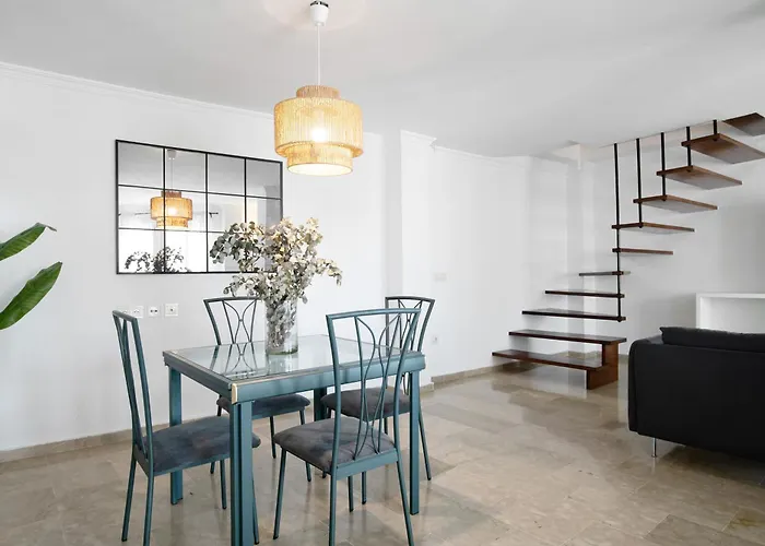 Duplex Centrico En 公寓